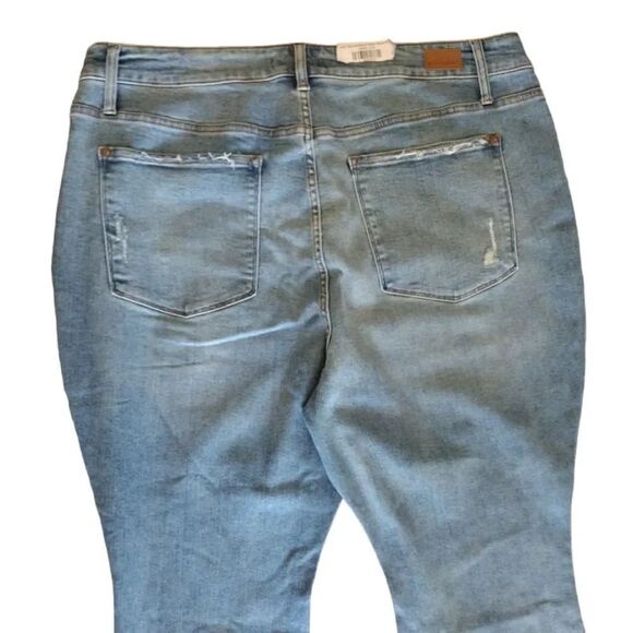 Judy Blue Mineral Wash Relaxed High Waist Jeans PlusSize 22W NWT - Picture 9 of 15